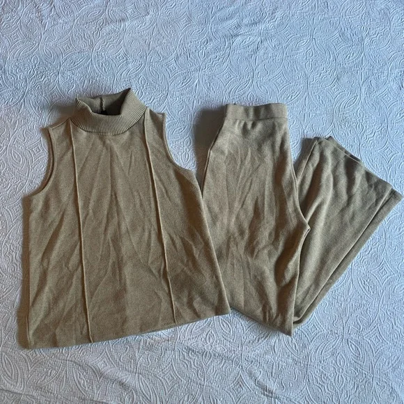 Sleeveless Mock Neck Knit Top and Matching Pants Set - Picture 1 of 9